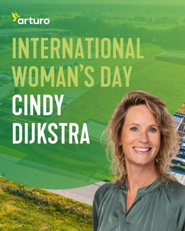 𝐈𝐧𝐭𝐞𝐫𝐧𝐚𝐭𝐢𝐨𝐧𝐚𝐥 𝐖𝐨𝐦𝐞𝐧’𝐬 𝐃𝐚𝐲 𝐚𝐭 𝐀𝐫𝐭𝐮𝐫𝐨: 𝐚𝐧 𝐢𝐧𝐭𝐞𝐫𝐯𝐢𝐞𝐰 𝐰𝐢𝐭𝐡 𝐂𝐢𝐧𝐝𝐲👩🏼  Today, we’re putting Cindy in the spotlight—our first female Technical Commercial Advisor at Arturo. From the very beginning, she felt drawn to this sector, especially because of its dynamism and variety. She enjoys the contact with customers and the technical challenges, as well as finding creative solutions time and again. “I love that combination,” she says enthusiastically.  As the first woman in the sales team, Cindy saw this mainly as an opportunity: “At Uzin Utz and Arturo, I am given the space to be myself and to use my expertise. In the end, it’s all about knowledge, dedication, and results. I wanted to go for it wholeheartedly.”💪🏻  Cindy gets her energy from searching for solutions and working together with customers to achieve the best possible outcome. She enjoys the tangible end product and the innovation in the industry. “At Arturo, we’re always looking for new flooring solutions.”  Cindy feels right at home and stands her ground: “Anyone who is motivated and delivers quality will naturally earn respect.” Her advice to newcomers is clear: “Stay true to yourself, keep asking questions, and keep learning.”  With her energy, enthusiasm, and perseverance, Cindy has become an indispensable part of the Arturo team!💚  #Arturo #Arturoflooring #internationalwomansday #resinfloors